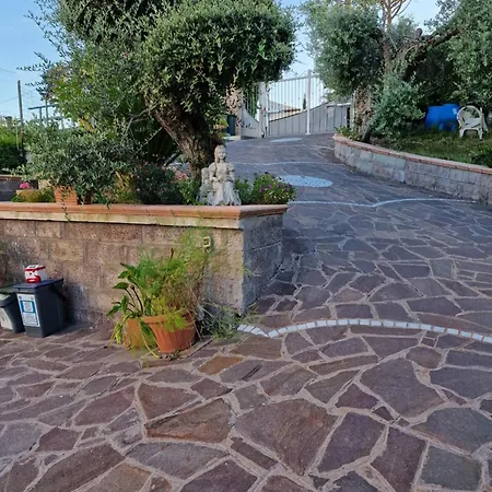 Holiday home La Casa Tra Gli Ulivi Di Fonte Nuova 2 *