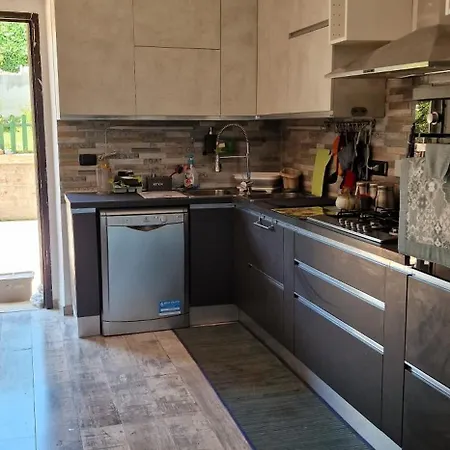 La Casa Tra Gli Ulivi Di Fonte Nuova 2 Holiday home